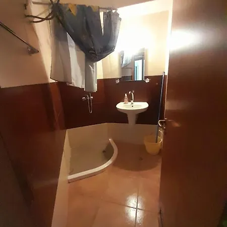 Yassen Close To Sea And Апартаменты